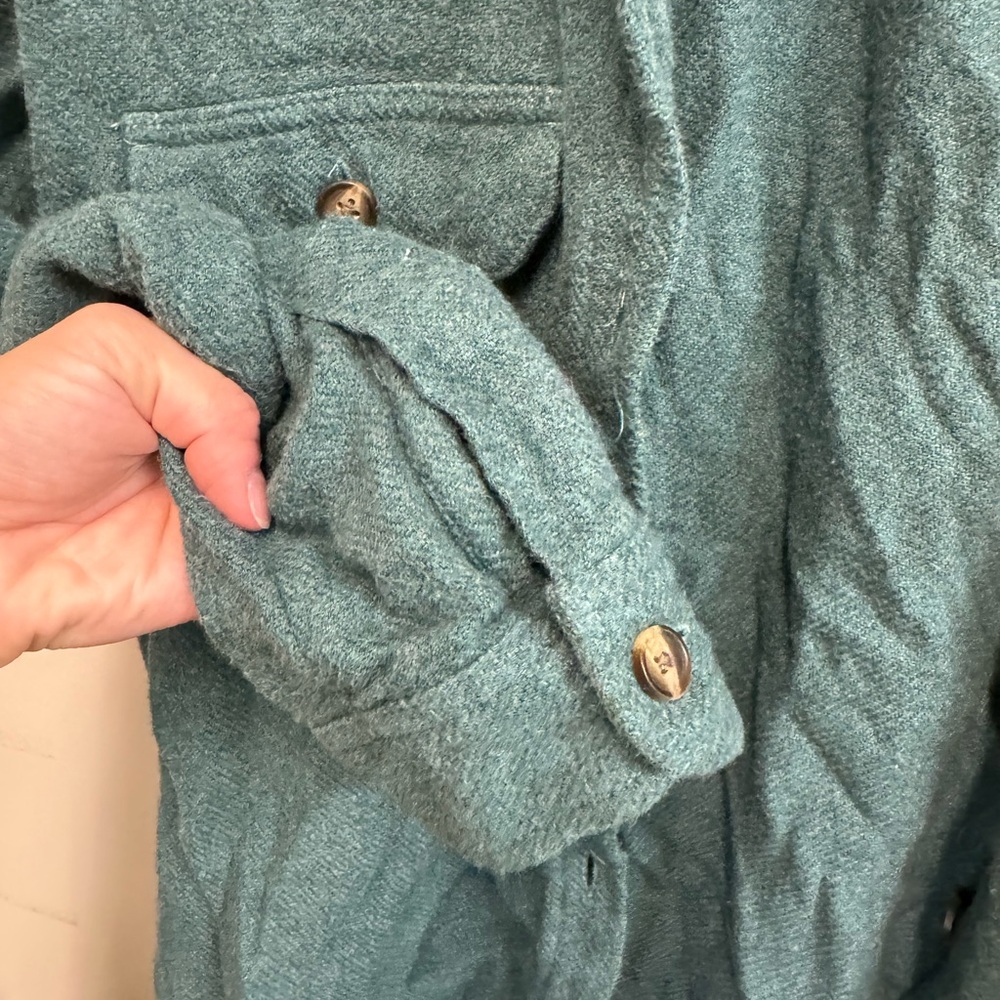 American Eagle Shacket - image 6